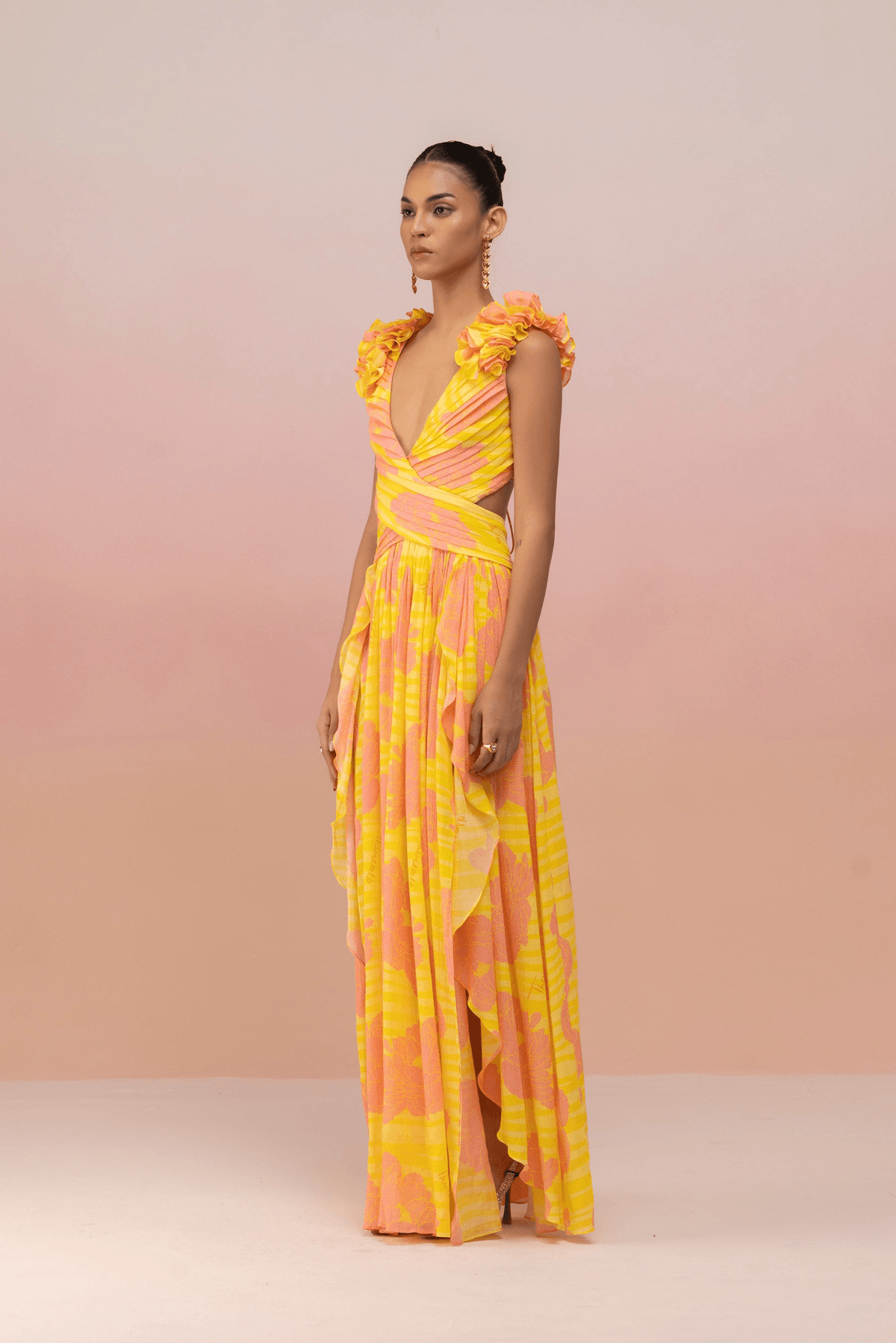 CUTOUT RUFFLED LONG DRESS - View 2 - Superr*