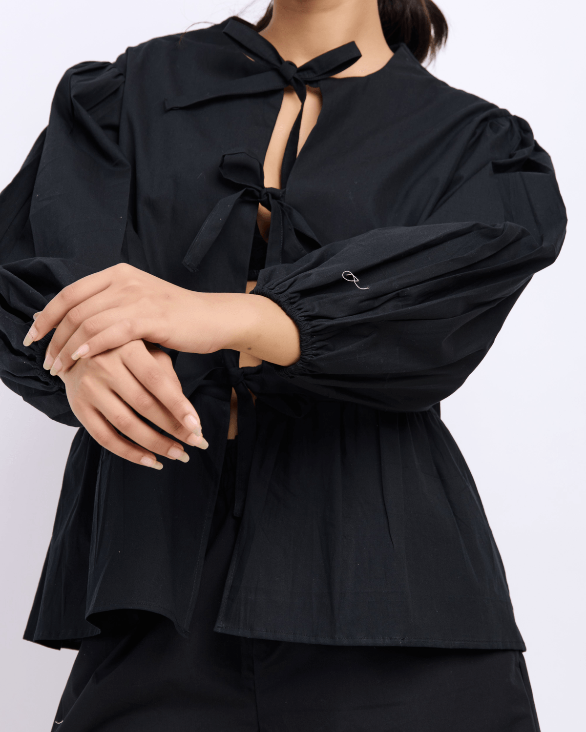 Black Cotton Poplin Bow Top with Balloon Sleeves - View 4 - Superr*