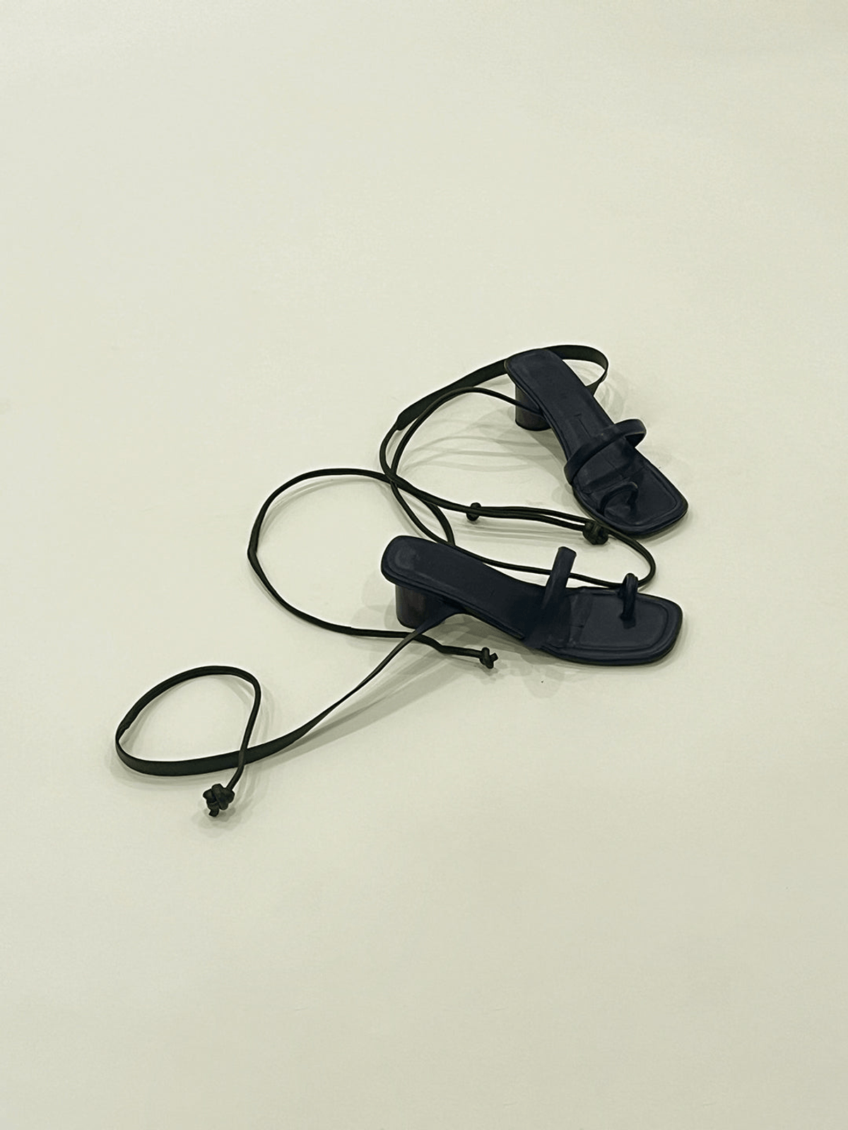 Toe Tied heels (H13) - View 4 - Superr*