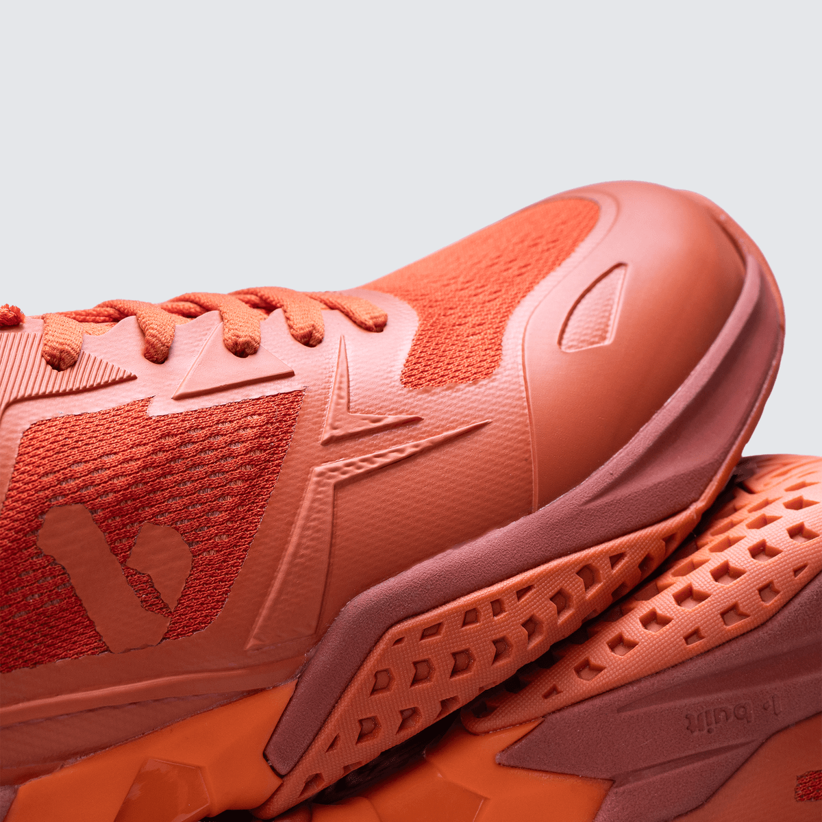 Court Shoe V1 Triple Red - View 3 - Superr*