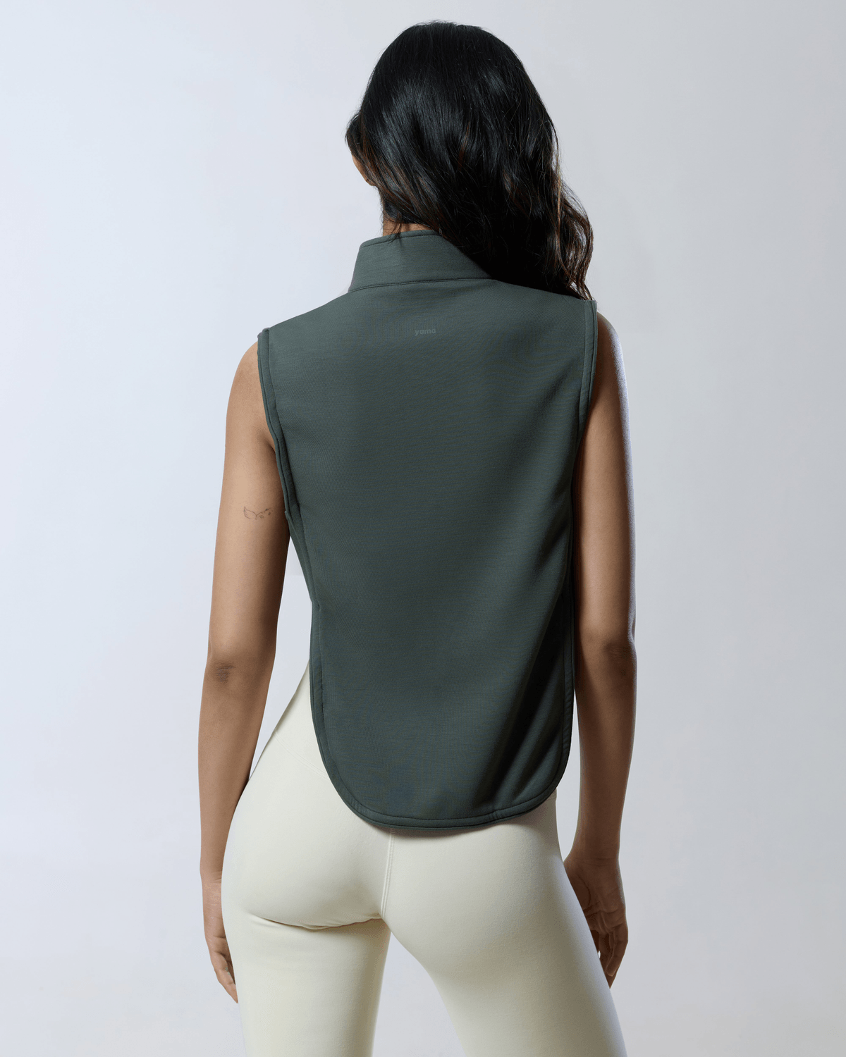 aerocloudsTM Sleeveless Cutout Pullover - View 2 - Superr*
