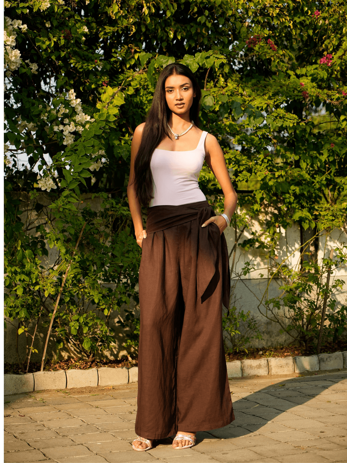 Brown Linen Wide Pants - View 3 - Superr*