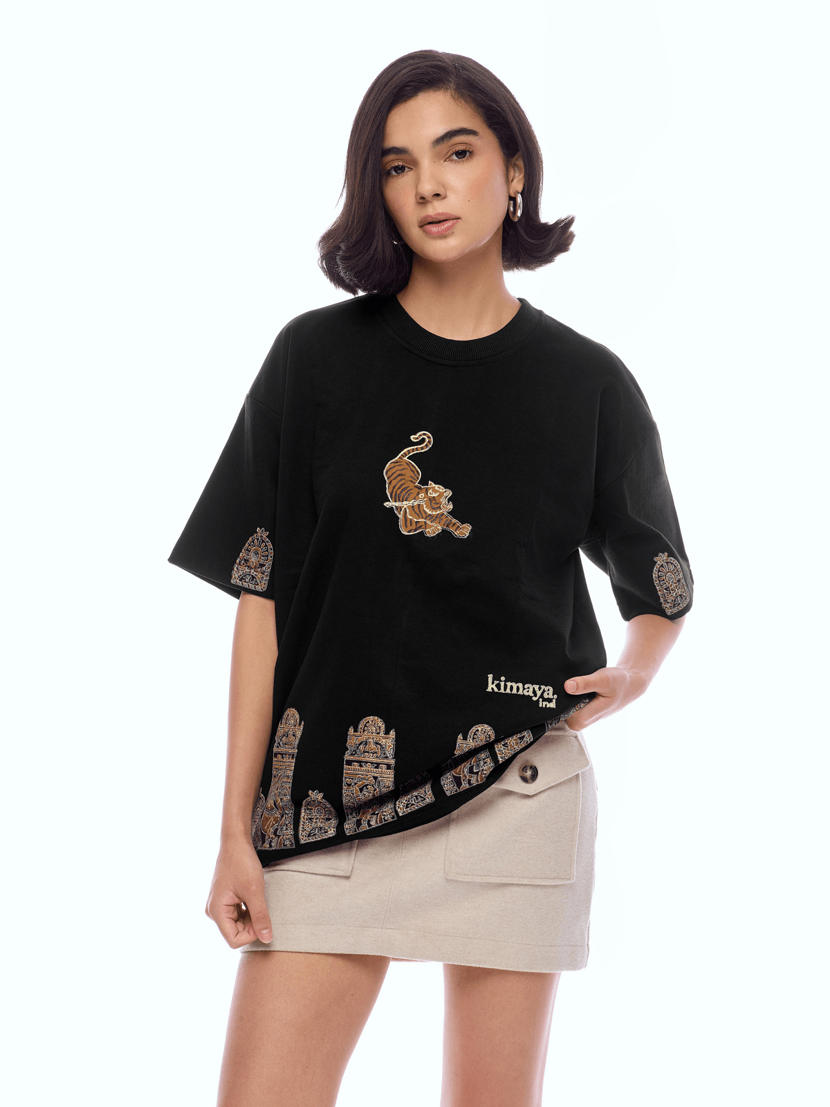 TGR-BLCK [UNISEX] T-SHIRT - View 2 - Superr*