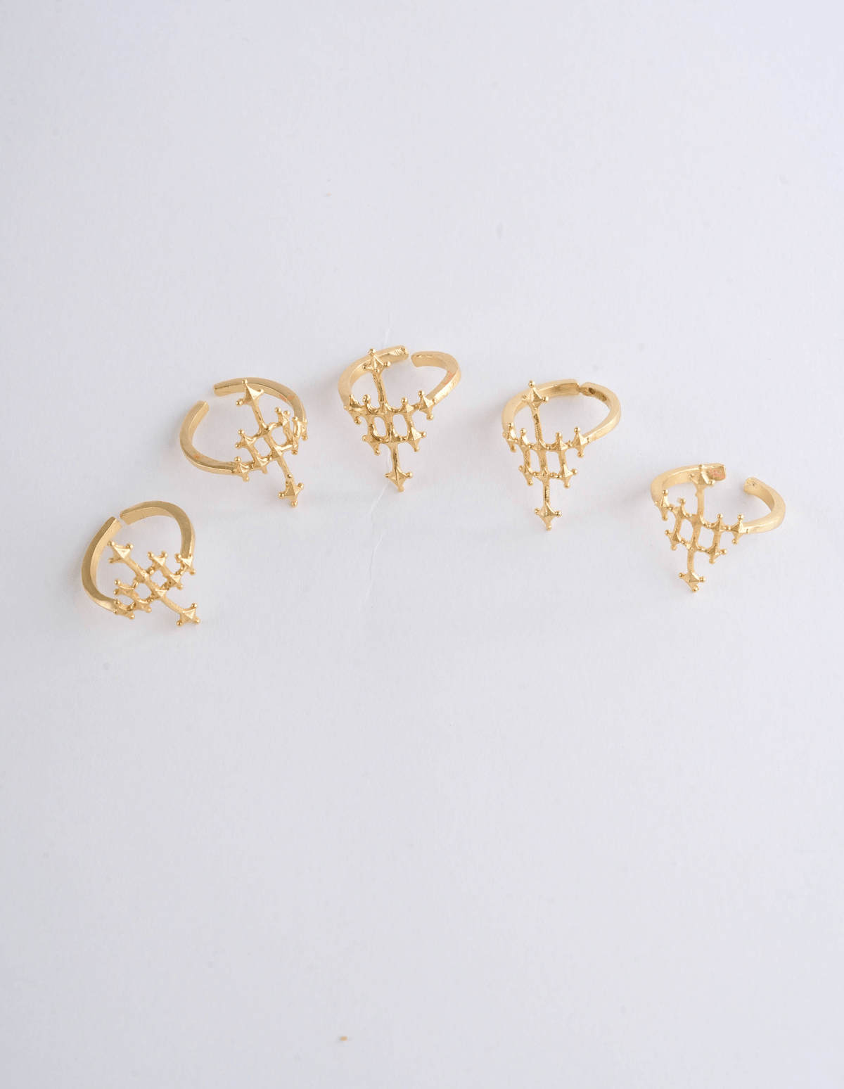Robin Nail Toppers - View 4 - Superr*