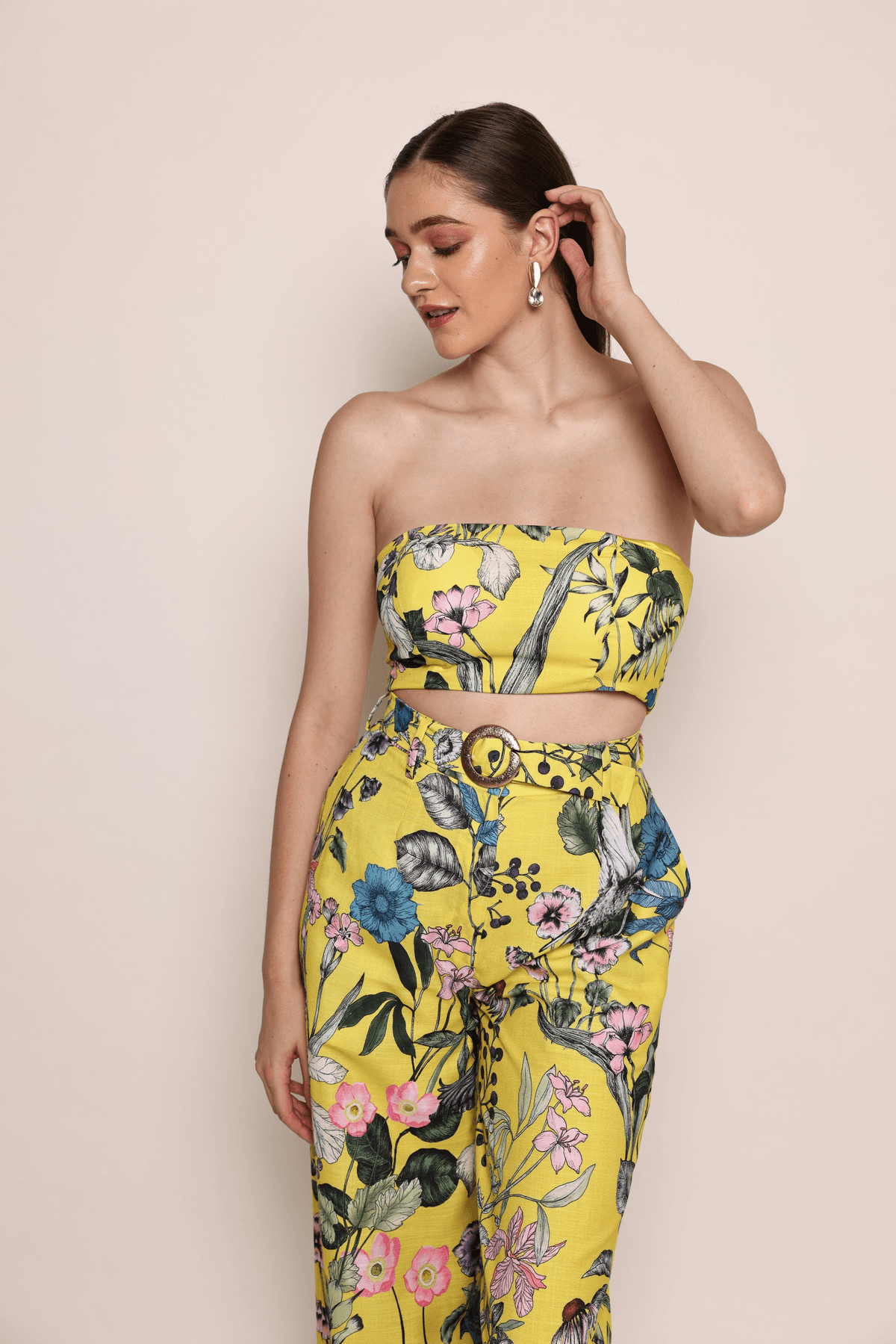 Capri - Yellow garden print tube top & relaxed fit pants co-ord set - View 4 - Superr*