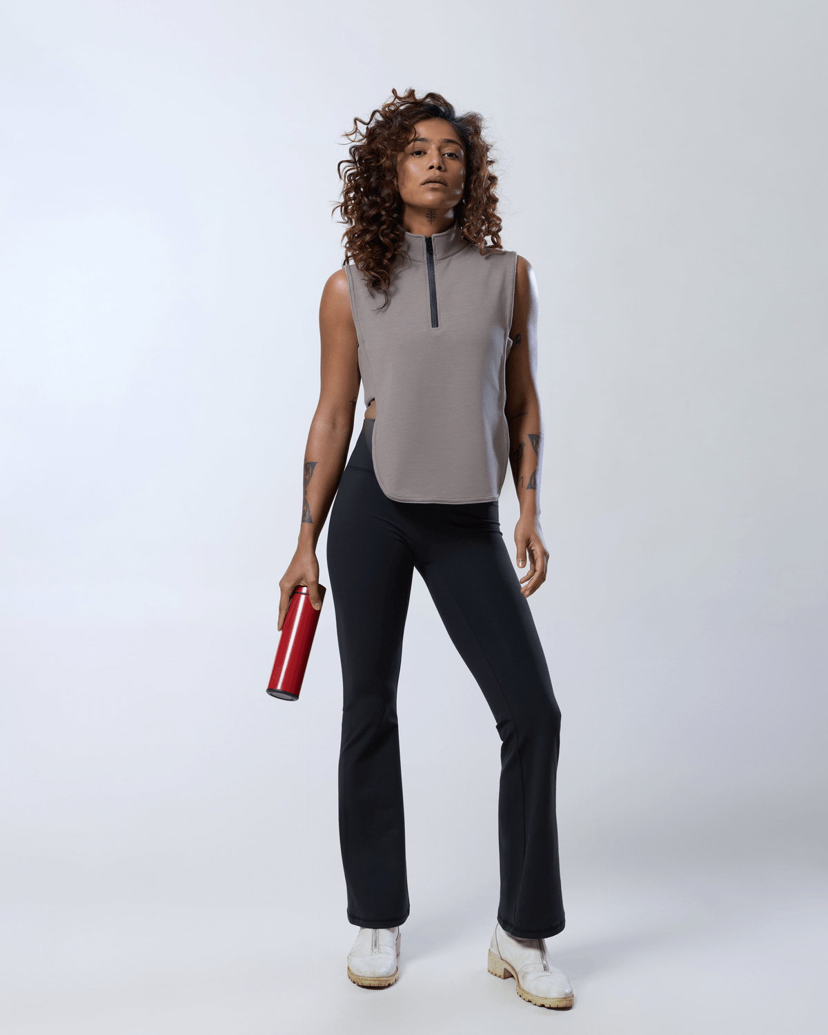 aerocloudsTM Sleeveless Cutout Pullover - View 4 - Superr*