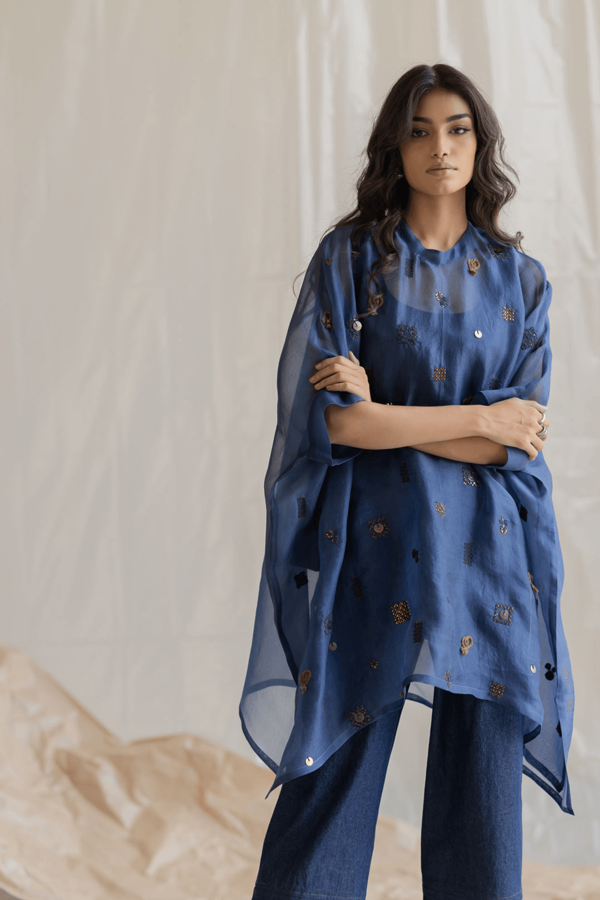 ORGANZA KAFTAN WITH DENIM INNER AND PANTS - View 2 - Superr*