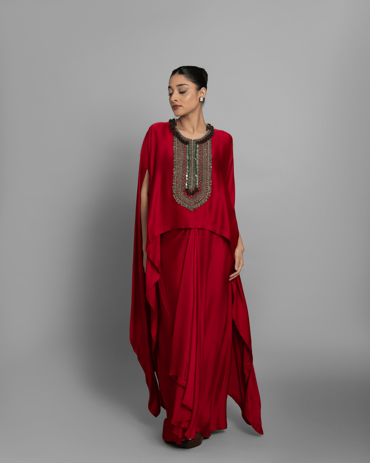 ANTIQUE ZARDOZI HIGH-LOW KAFTAN SET - View 3 - Superr*