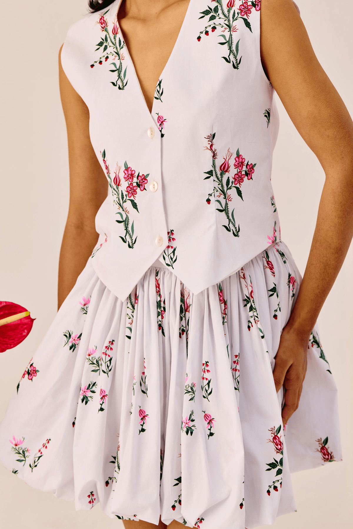White Floral Printed Vest Top - View 2 - Superr*