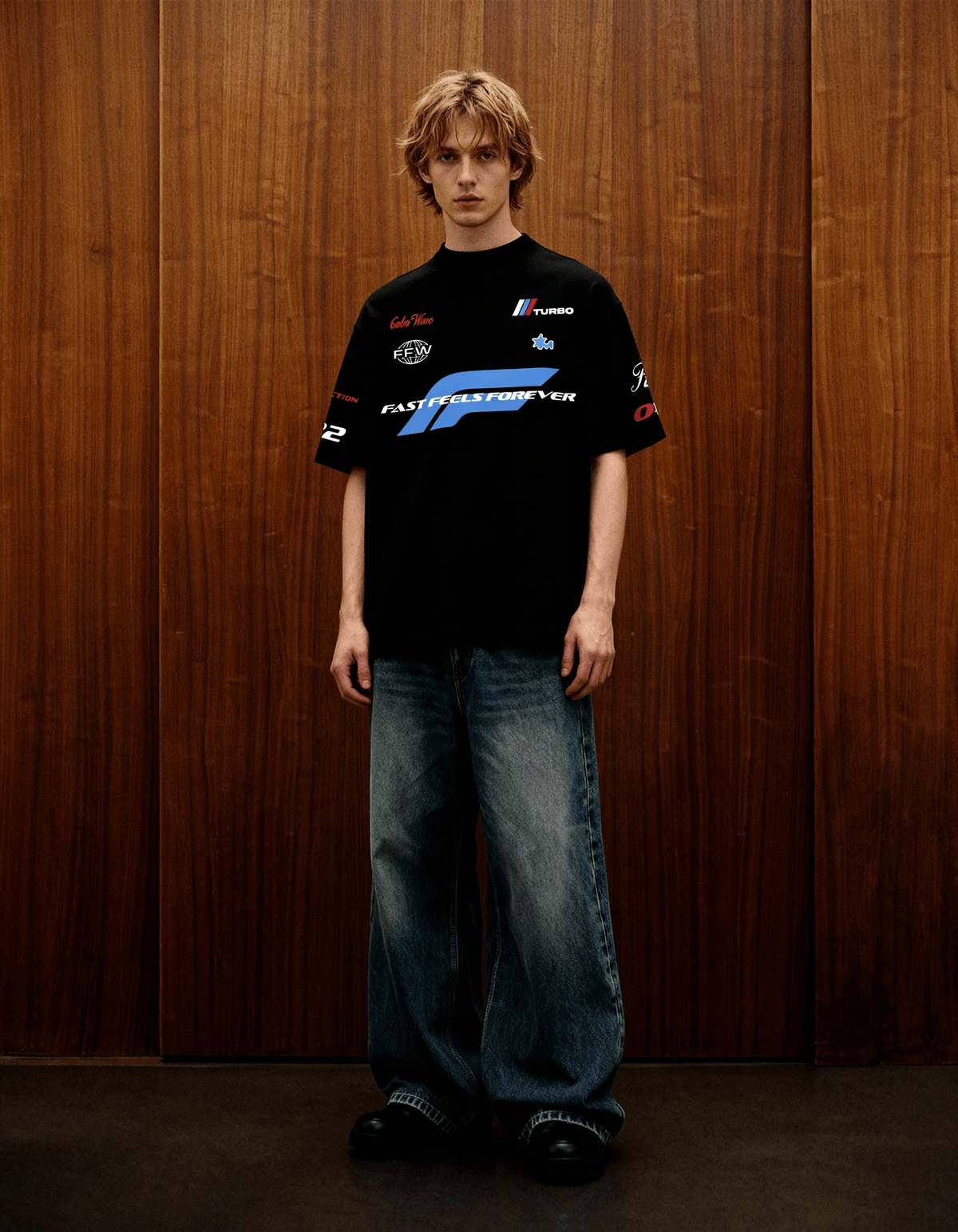 Fast Feel Heavyweight-Oversized T-Shirt - View 2 - Superr*
