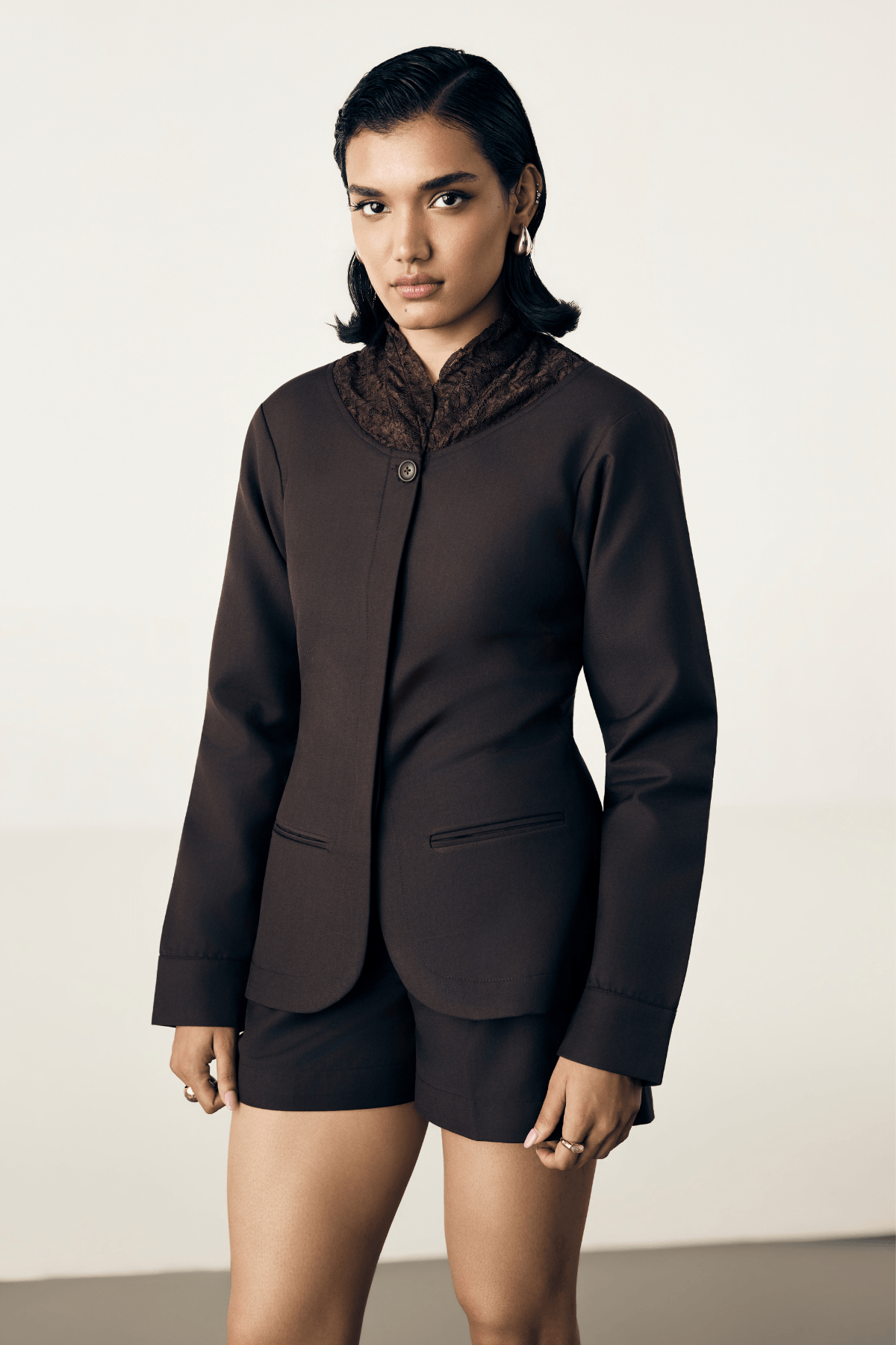 GROUND HIGH NECK BLAZER - DEEP BROWN - View 2 - Superr*