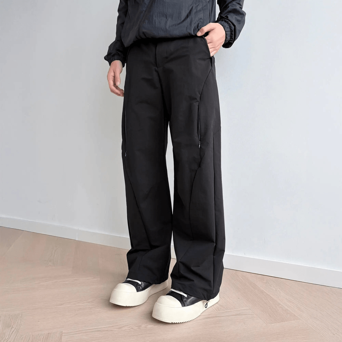 Kevil Nylon Pant - View 4 - Superr*