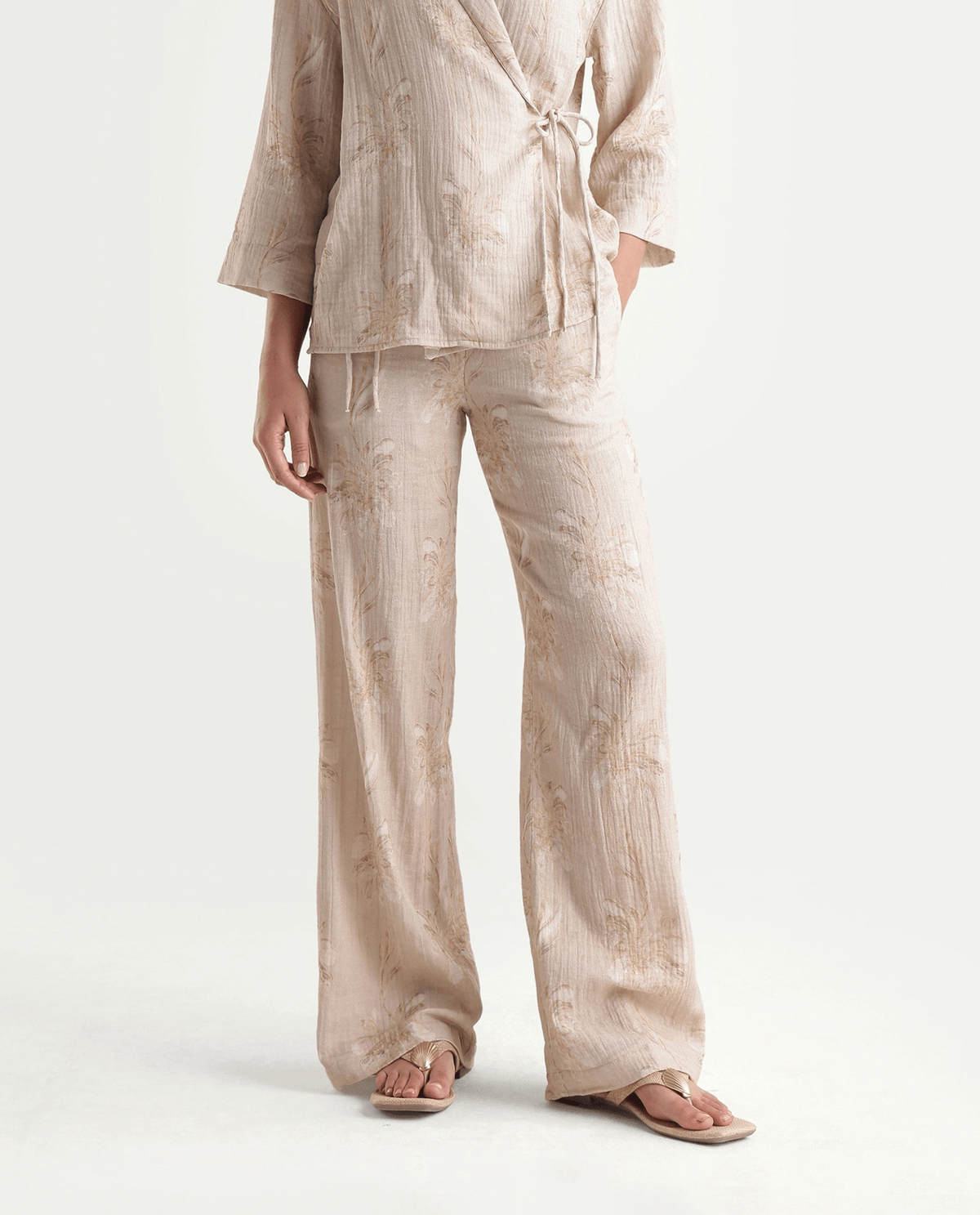 Rareism Women's Kloe-B Beige Floral Print Cotton Regular Regular Length Trouser - View 3 - Superr*