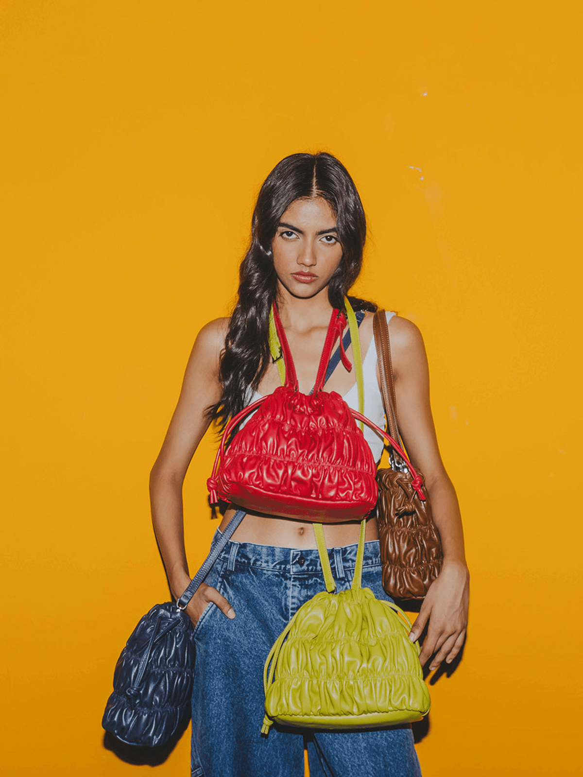 not a bucket bag - View 2 - Superr*