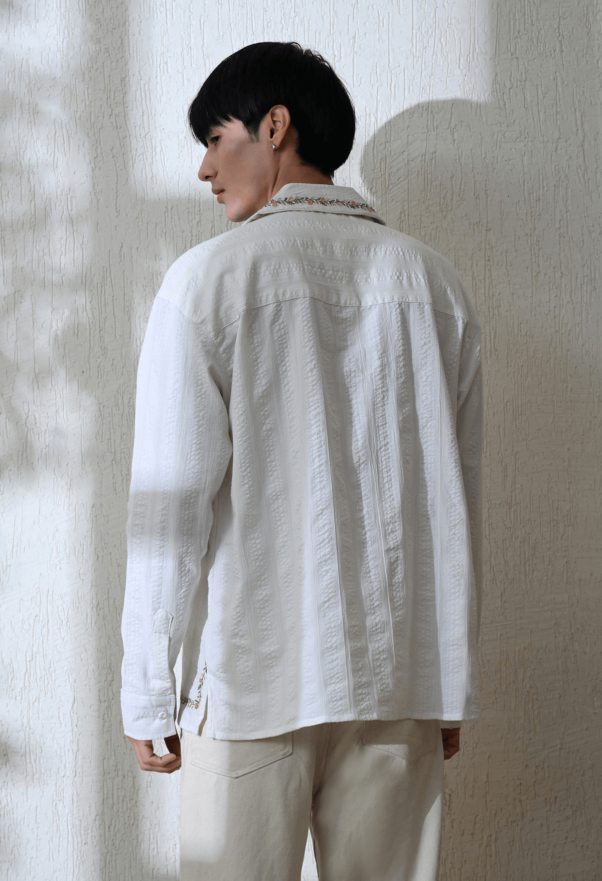 Men White Edge Floral Embroidered Shirt - View 2 - Superr*