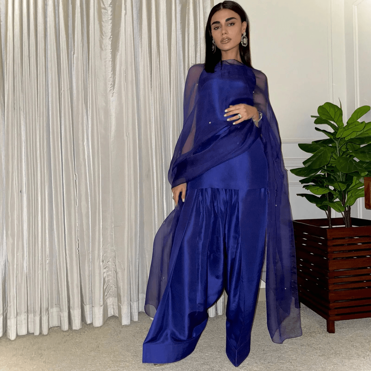 Lapis Farshi Salwar Set - View 3 - Superr*